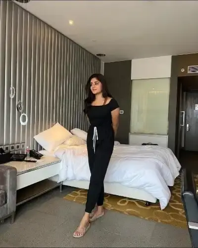 Call Girls Service in Amalapuramu
